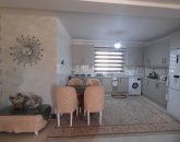 ویلا با چشم انداز کوه