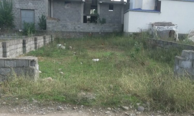 زمین مسکونی